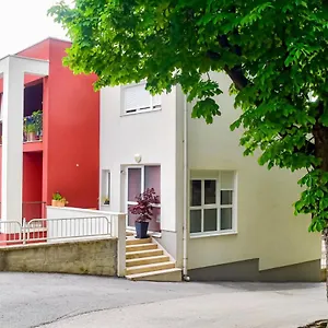  Apartman Stazion With Free Parking