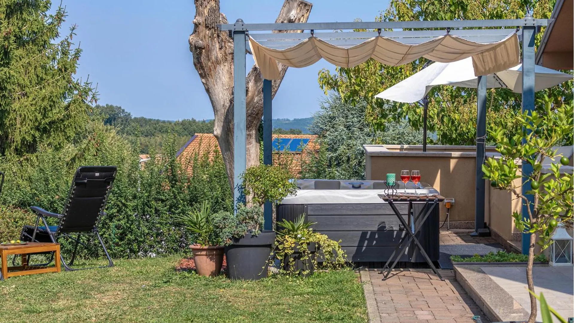 Cozy Home In Pazin With Jacuzzi Holiday home